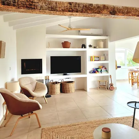 Casa De La Julu Tatil Evi *